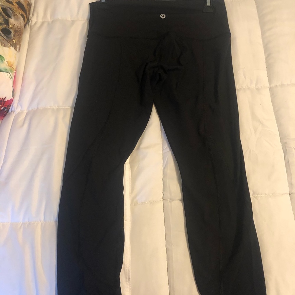 Lululemon Fitted Cropped Leggings